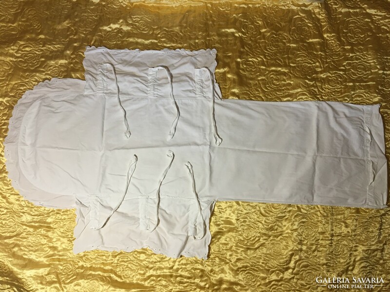 Szép madeirás fehér pamut vászon pólya huzat vintage baba kelengye