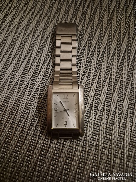 Elegáns Guess Steel Férfi Karóra –