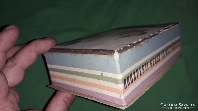 Antik MACKÓ csokoládés doboz NAGYON RITKA BUDAPESTI KEKSZ és OSTYAGYÁR 15 x10 x 5cm a képek szerint