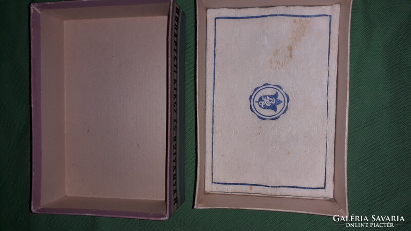 Antik MACKÓ csokoládés doboz NAGYON RITKA BUDAPESTI KEKSZ és OSTYAGYÁR 15 x10 x 5cm a képek szerint