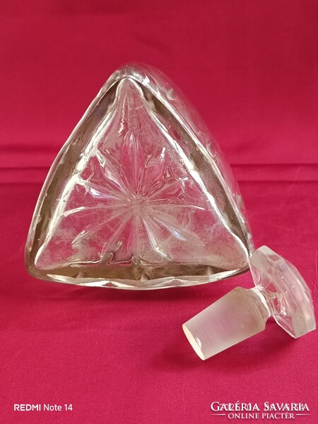 Háromszögletű vastag falú art deco öntött üveg BUTÉLIA / BUTELLA
