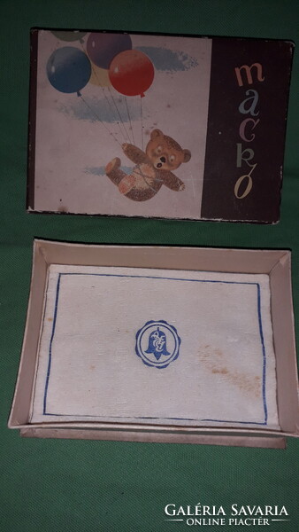 Antik MACKÓ csokoládés doboz NAGYON RITKA BUDAPESTI KEKSZ és OSTYAGYÁR 15 x10 x 5cm a képek szerint