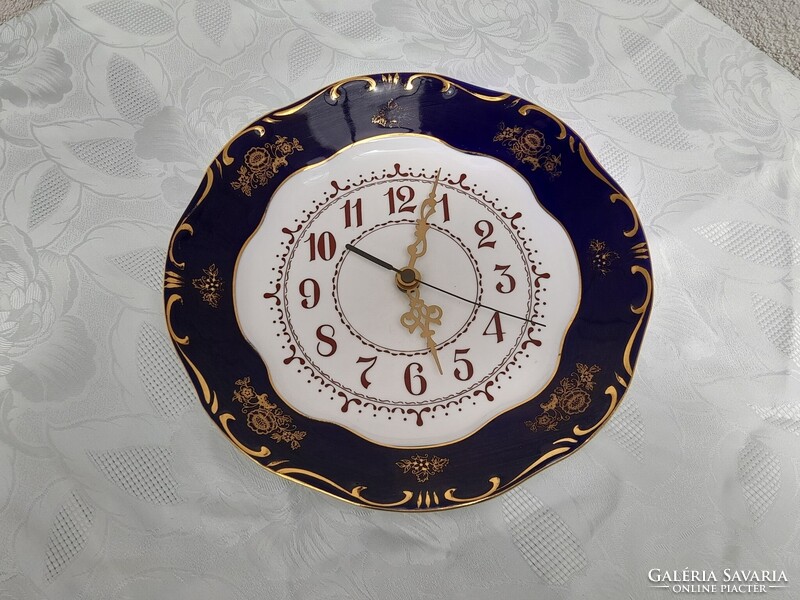 1,-Ft Zsolnay porcelán óra