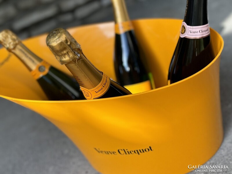CHAMPAGNE CLUB - Veuve Clicquot jégtál – 6 palackos fesztivál pezsgőhűtő