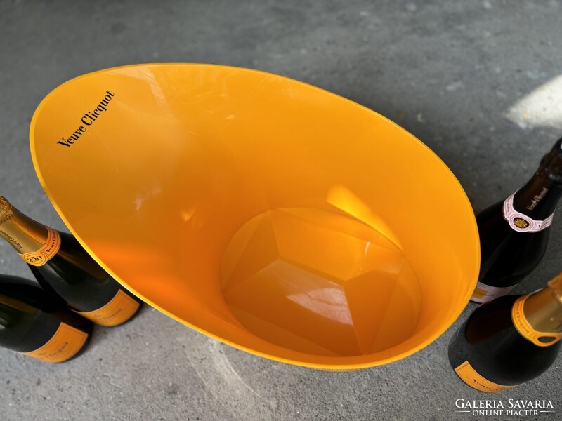 CHAMPAGNE CLUB - Veuve Clicquot jégtál – 6 palackos fesztivál pezsgőhűtő