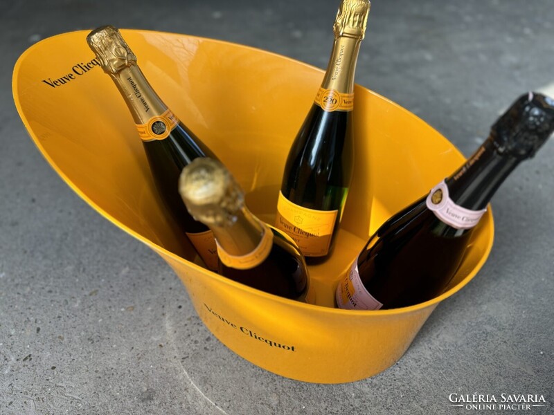 CHAMPAGNE CLUB - Veuve Clicquot jégtál – 6 palackos fesztivál pezsgőhűtő