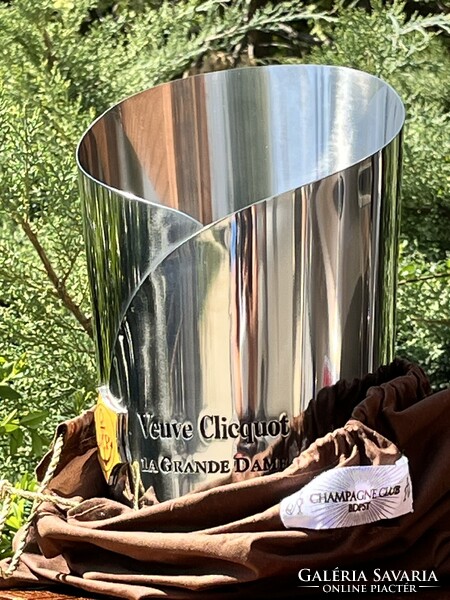 CHAMPAGNE CLUB - Veuve Clicquot „La Grande Dame” Polírozott Acél Pezsgőhűtő
