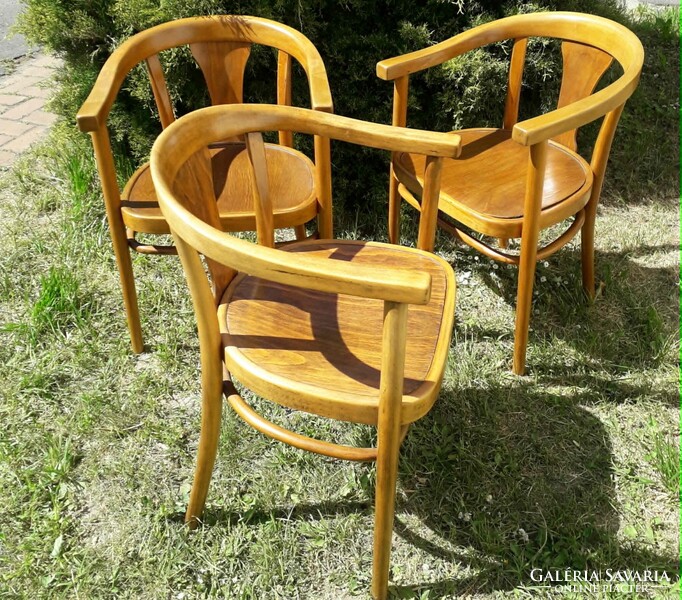 3 db. Thonet karszék, szék, kis fotel.