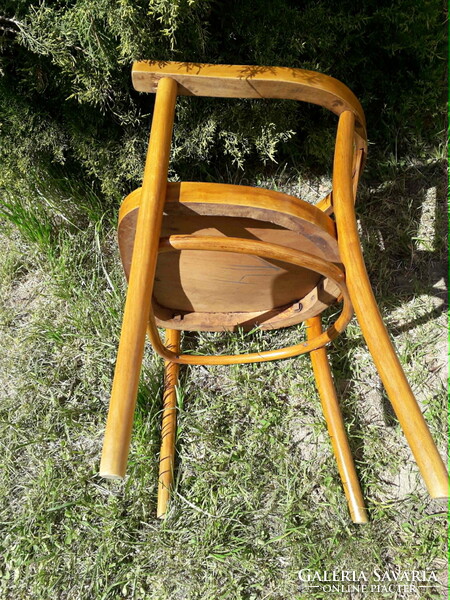 3 db. Thonet karszék, szék, kis fotel.