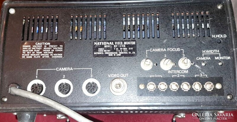 Ritka 1970-es évek National CCTV monitor – ipari retro biztonsági kijelző, 3 kamerás rendszerhez”