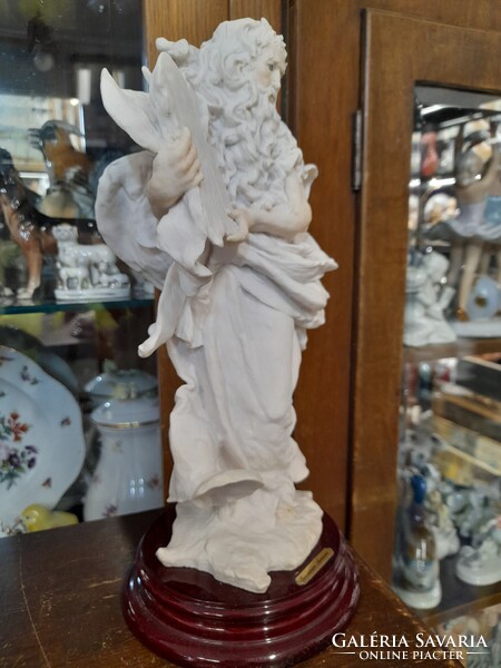Art Deco Capodimonte Giuseppe Armani 1993 Florence Mózes Kőtáblával Szobor,Fa Talapzaton.30 cm.