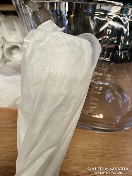 CHAMPAGNE CLUB - Taittinger XXL gyémánt formájú pezsgőhűtő 12 db Lounge Plastic Flute