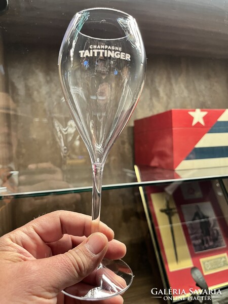 CHAMPAGNE CLUB - Taittinger XXL gyémánt formájú pezsgőhűtő 12 db Lounge Plastic Flute
