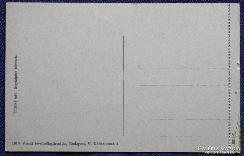 Hortobágyi csikós , lovon cifraszűr  - antik litho képeslap  érdekes félrenyomott perforációval 1917