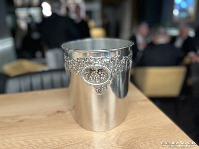 CHAMPAGNE CLUB - Dom Pérignon Double Magnum ón pezsgőhűtő veder