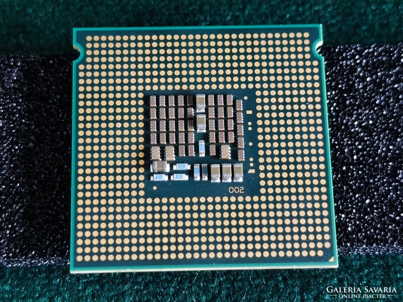 Intel Xeon E5310 SL9XR 1.60GHz Quad-Core LGA771 CPU – teszteletlen, 2006