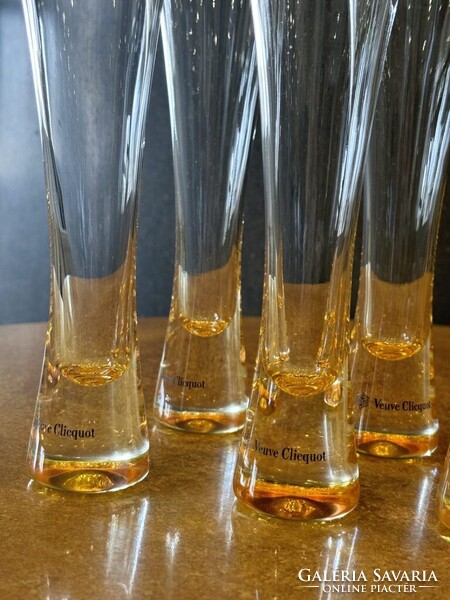 CHAMPAGNE CLUB - Veuve Clicquot „Trendy” pezsgőspohár készlet – 6 db kézzel készült
