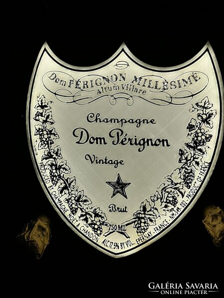 CHAMPAGNE CLUB - Dom Pérignon Champagne Címerpajzs – Háttérvilágításos reklámtábla