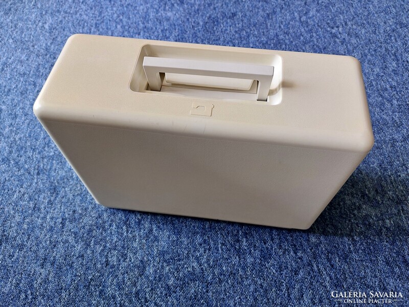 PFAFF hobby 1042 varrógép
