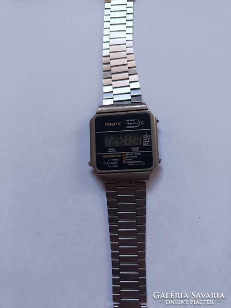 Nagyon Retro & Ritka Pontiac Zenélős Quartz Óra