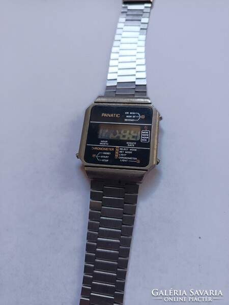 Nagyon Retro & Ritka Pontiac Zenélős Quartz Óra