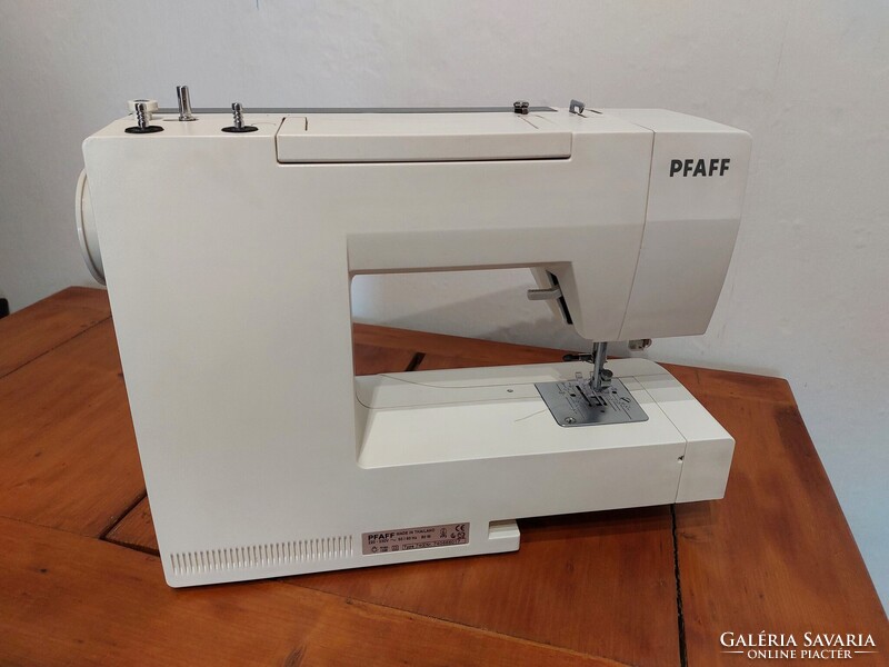 PFAFF hobby 1042 varrógép