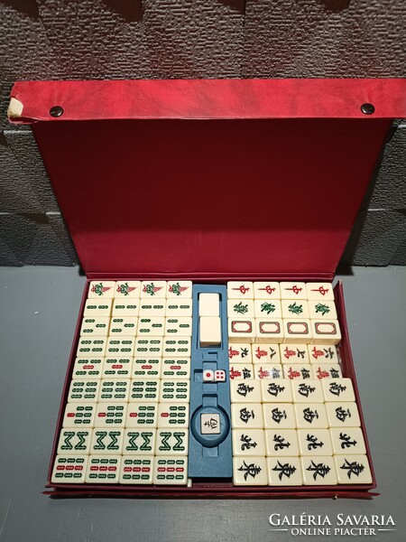 136 köves, minőségi mahjong készletet (5kg)