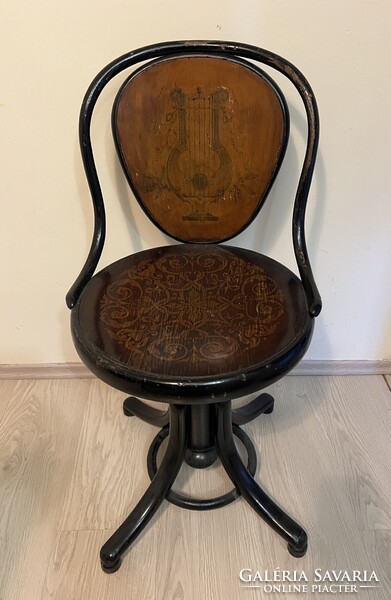 Thonet zongoraszék.1900-ból.
