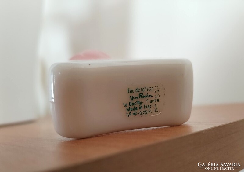 Yves Rocher Pivoine Edt vintage parfüm (7,5 ml)  cca 80% tartalommal