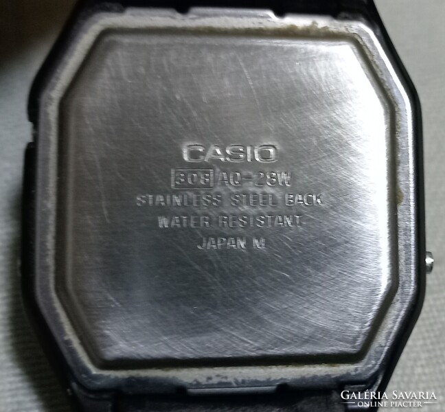 ELADÓ ! 2 db CASIO Ana-Digi Retro karóra ! Díszdobozban ! Szép, Működő állapotukban !
