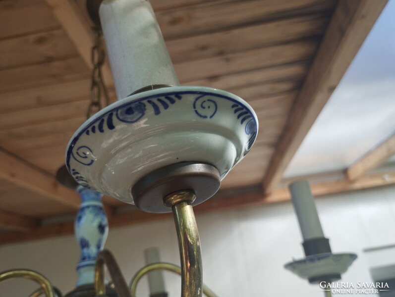 Régi flamand réz csillár porcelán díszekkel