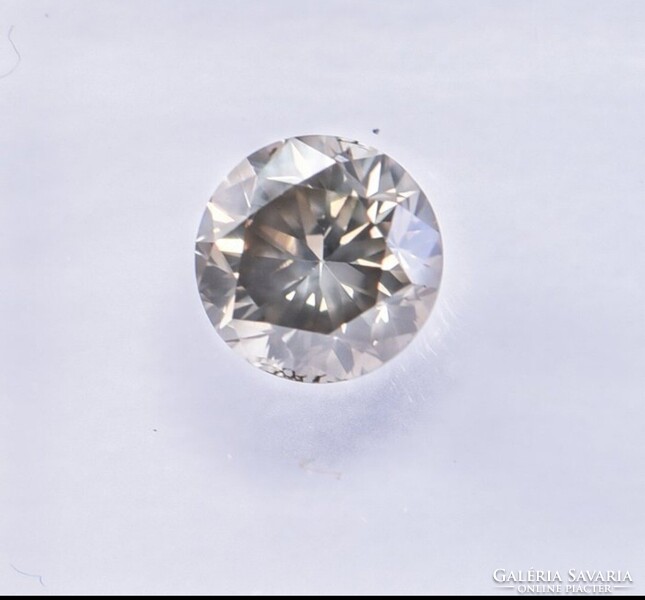 Ritka Természetes Gyémánt IGI Tanúsítvánnyal (0.44 ct, Fancy Szín)