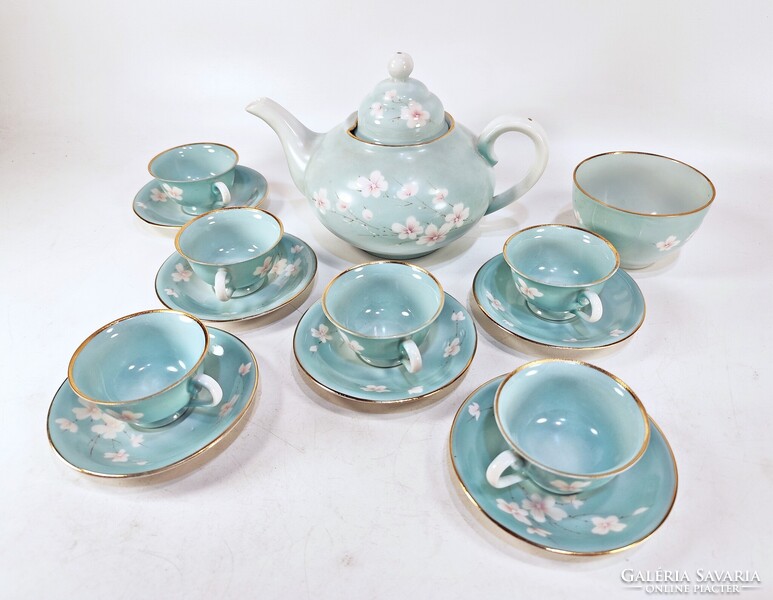 BAKOS ÉVA JELZÉSSEL, KÉZZEL FESTETT PORCELÁN TEÁS KÉSZLET HERENDI CSÉSZÉKKEL, HIBÁTLAN (A054)