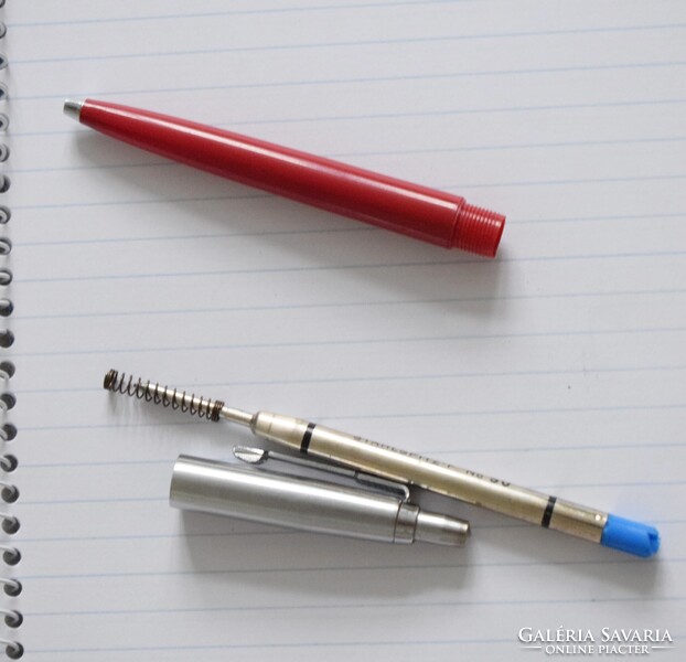 Retro golyóstoll , Parker Jotter másolat vagy repro , egész jó minőség csak a nyíl nem szép 80as