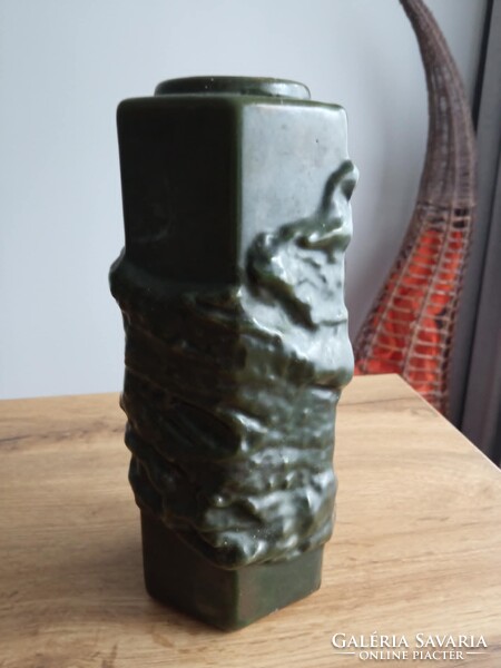Sötétzöld Mintás Hatszögletű Váza