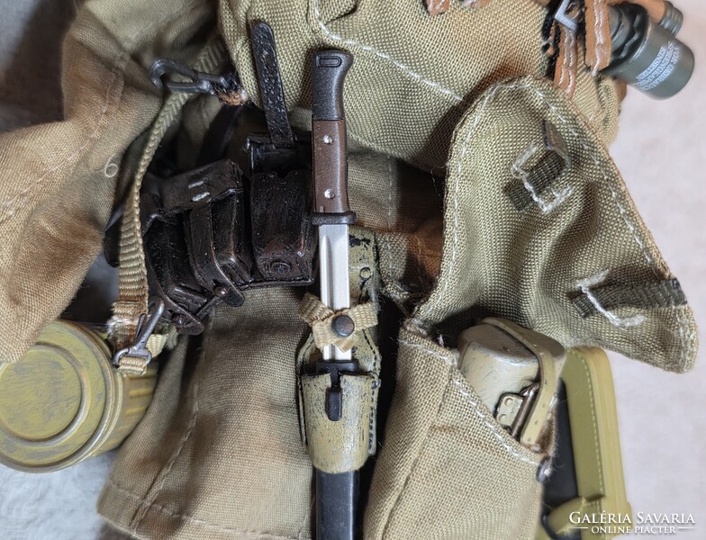 II. világháborús német Afrika Korps figura