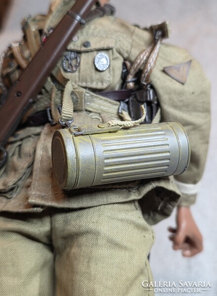 II. világháborús német Afrika Korps figura