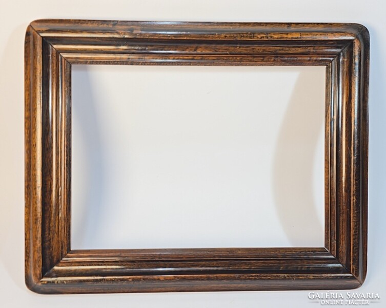 Beautiful Antique Wooden Picture Frame