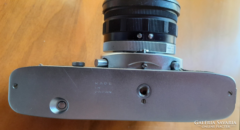 Revue SR filmes tükörreflexes fényképezőgép Hexar 52 mm F1.8 objektívvel