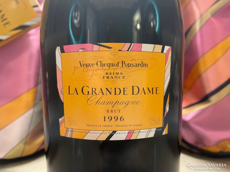 CHAMPAGNE CLUB - Veuve Clicquot x Emilio Pucci– La Grande Dame 1996 teljes szett palackkal együtt
