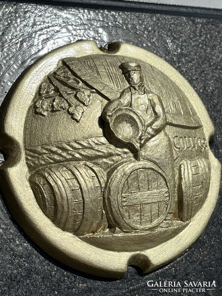CHAMPAGNE CLUB - La Vieille Champagne – Falra Akasztható Champagne Dombormű Sorozat, 1950-es Évek