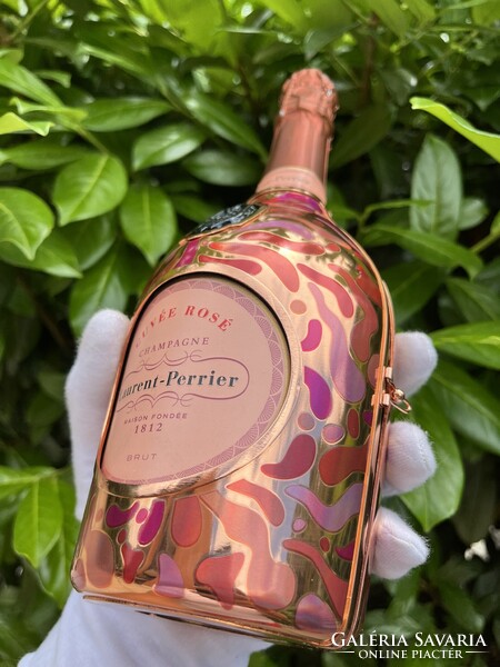 CHAMPAGNE CLUB - 2 db Laurent-Perrier Cuvée Rosé „Petal Dress” – Mágneszáras Díszdobozokban