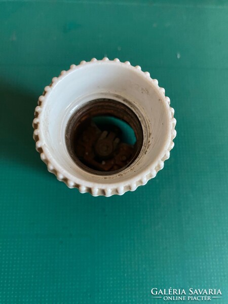 Antik,régi,porcelánbetéters,sárgaréz lámpa foglalat Normál lámpa izzó foglalat.