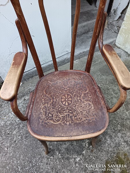 Bécsi Thonet Karosszék -szobai toalett