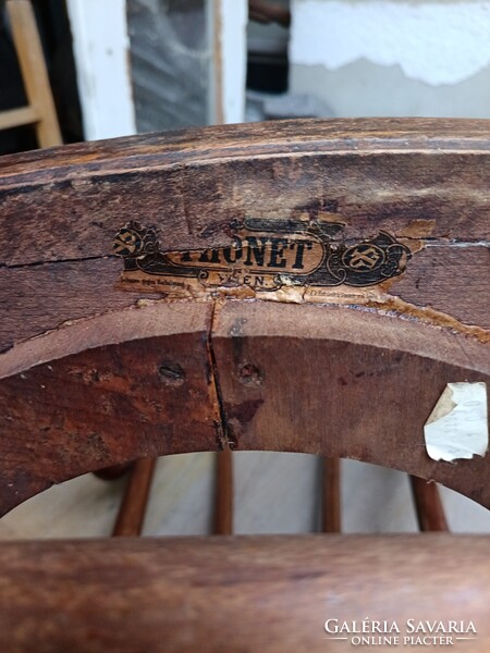 Bécsi Thonet Karosszék -szobai toalett