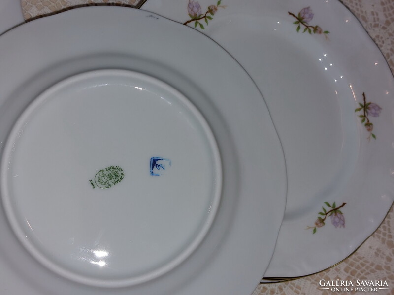 Zsolnay lila barackvirágos süteményes porcelán készlet, arany széllel