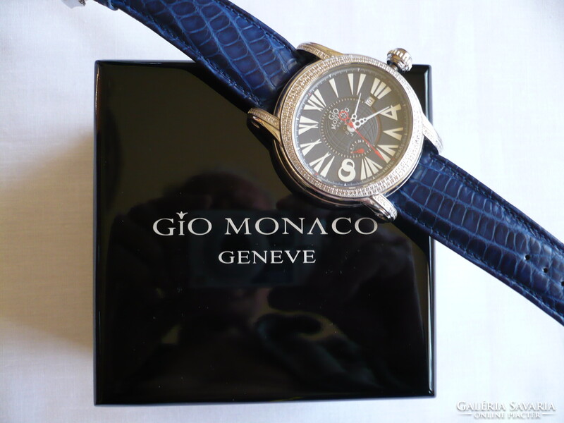 Gio Monaco Galileo Diamonds egy nagyon különleges és gyönyörű automata óra Svájcból