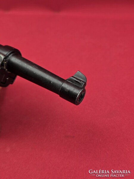 II. világháborús német Walther P38 mintájára készült díszfegyver
