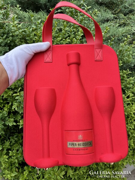 CHAMPAGNE CLUB - Piper-Heidsieck Utazó Champagne Táska 2 Eredeti Pohárral