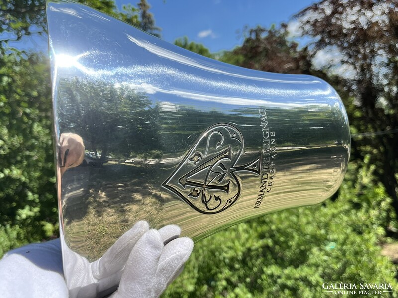 CHAMPAGNE CLUB - Armand de Brignac „Ace of Spades” Champagne Jégveder